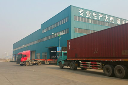 又一批出口剪板機，折彎機，卷板機 發(fā)貨